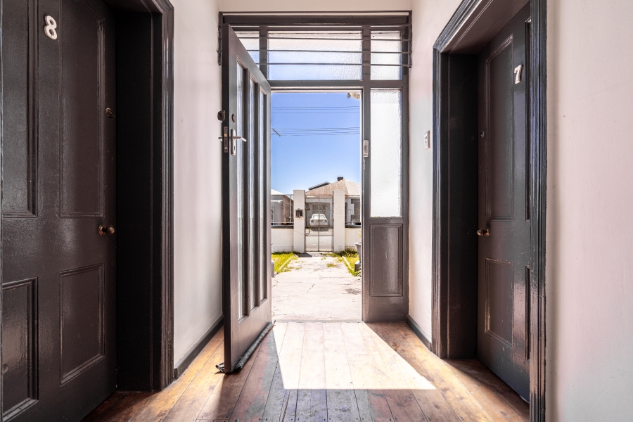 To Let 9 Bedroom Property for Rent in Maitland Western Cape